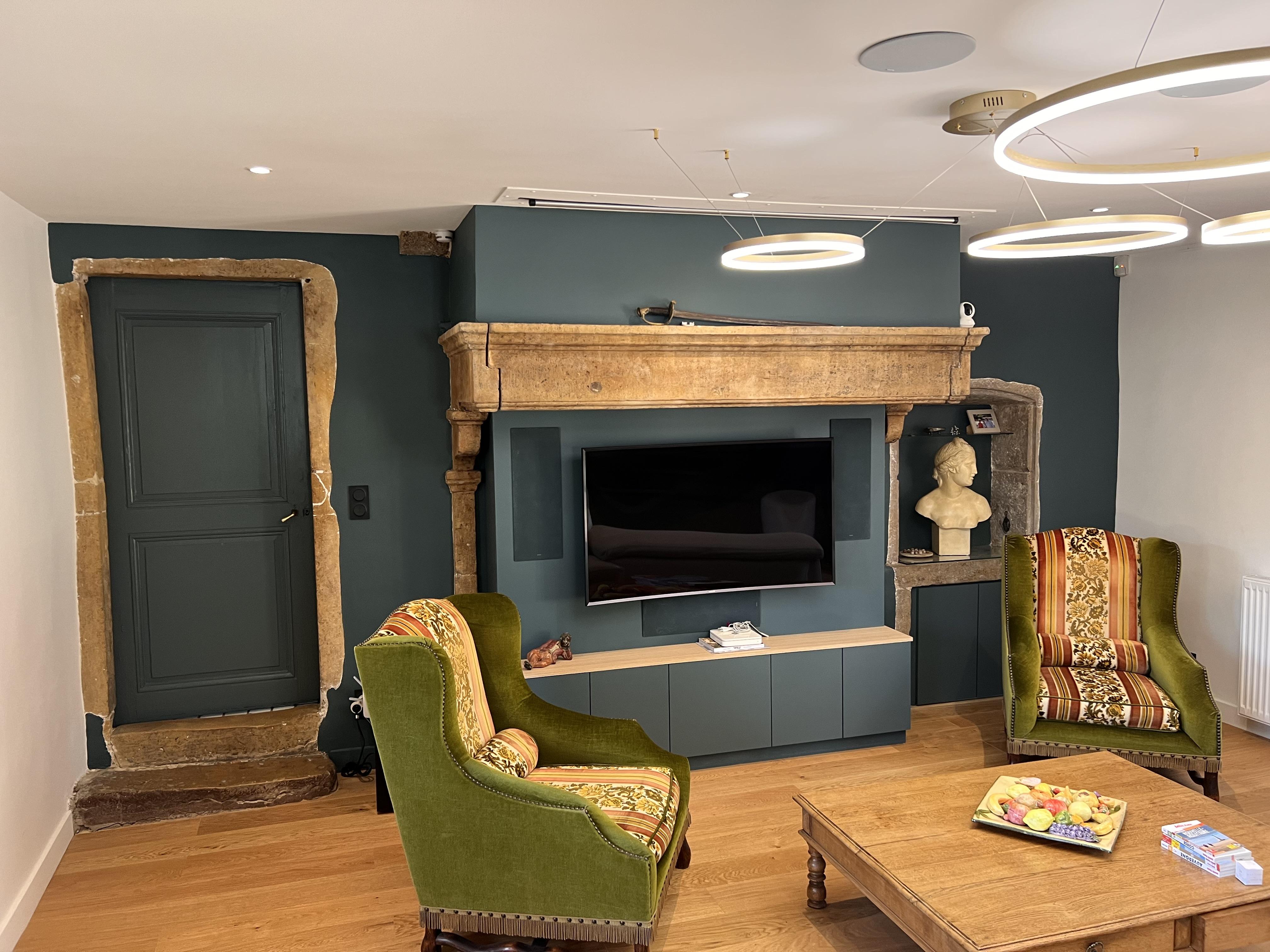 OLIVE NOIRE_2021-12-17/